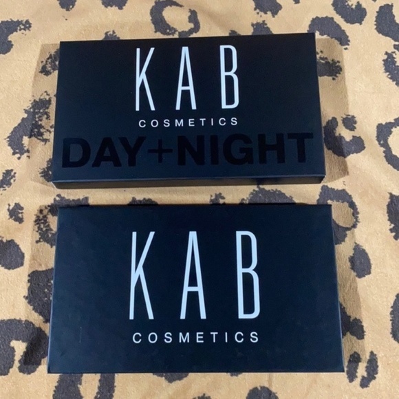 KAB Cosmetics Day and Night eyeshadow palette - Picture 2 of 2